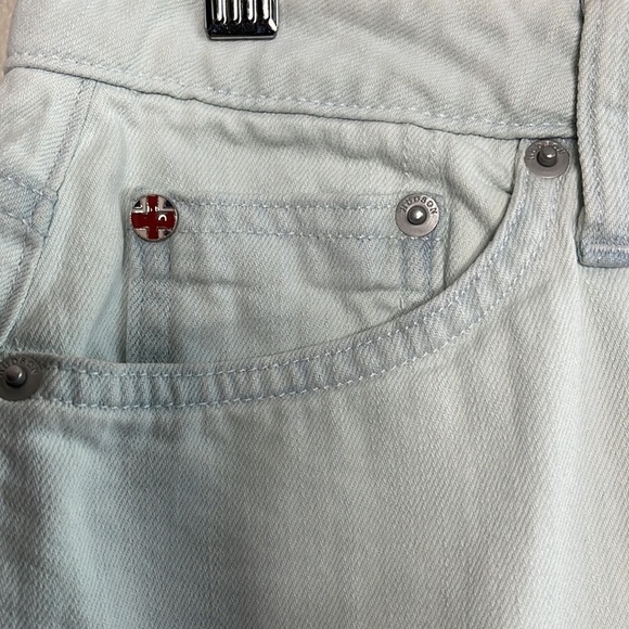 HUDSON CAMMY BUTTON FRONT DENIM SEXY SKIRT 24 NWT$180 Light Blue-Frayed Hemline! - Picture 3 of 8